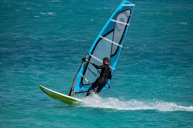 Windsurf en Playa Aigua Blanca Oliva